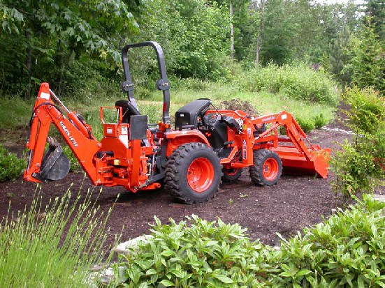 Kubota B7410 USZCZELKA GŁOWICY